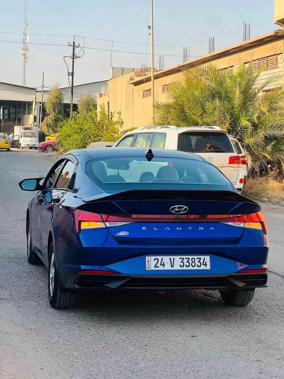السلام عليكم لانترا موديل ٢٠٢٣ 
ماشيه ٢٣ m
ضرر ٣ قطع 
مواصفات
 كاميرا 
شاشه 
رادارت 
اوتو ستوب
السعر ١٢٥ بي مجال
***********
مكاني موصل ايسر معرض الكرم
