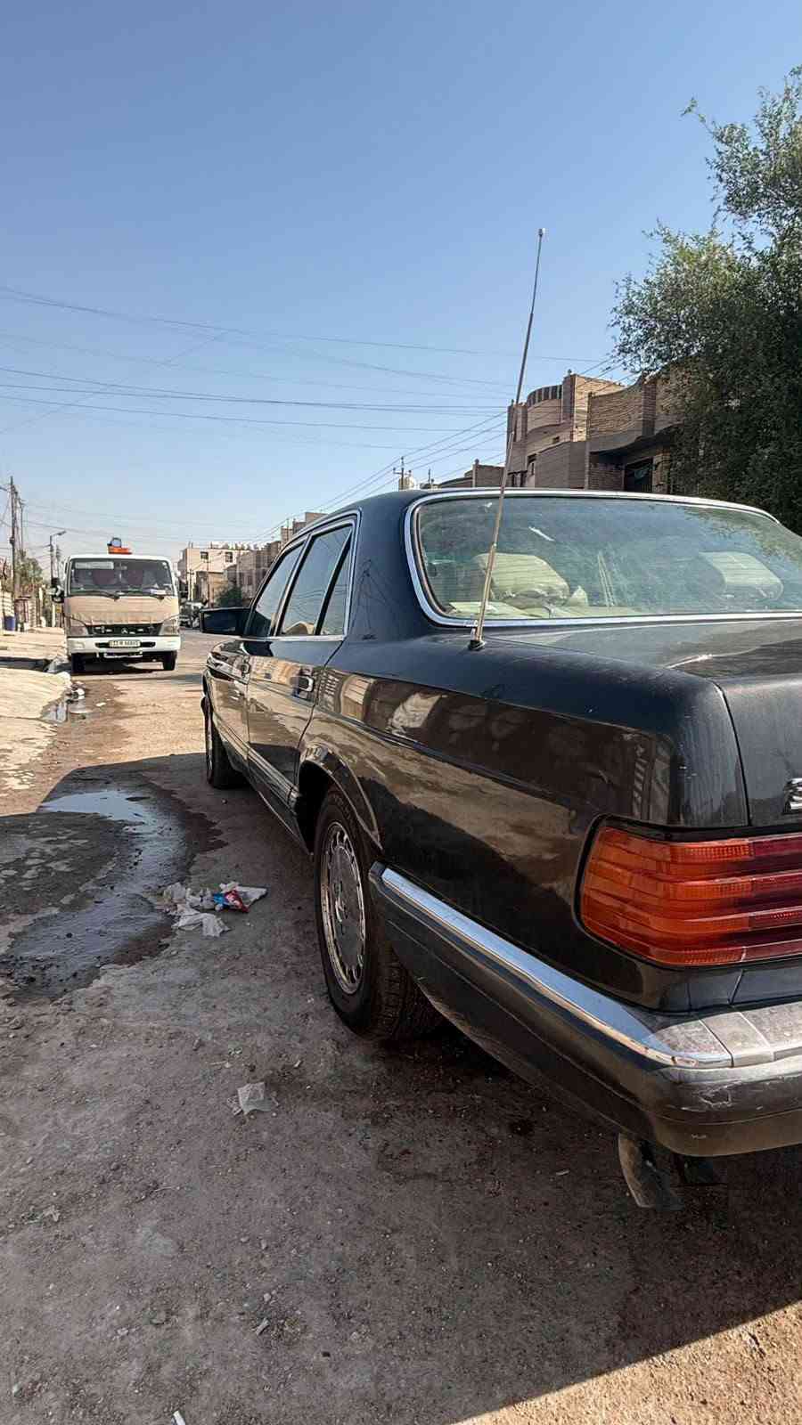 اخوان سلام عليكم مارسيدس رئاسي حجم 300SEL  موديل 1986 بغداد انكليزي بأسمي سنويه وهزه جدد سياره عل البلاد مكينتها وكير خيرمن الله تبربد ثلج صدر امامي خلفي جديد تخم تاير جاهزه للأخير ربع ماعايزه تراي صاروخ  رش عام جماليه ماببها اي ضرر ولاخياس ولاضربه قواعد كلهن سليمات السعر43 وببها مجاال شي بسيط  بغداد االعبيدي  واتساب ***********

