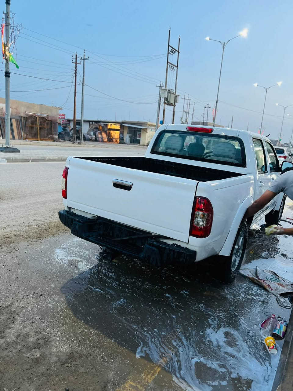 السلام عليكم شوفر ليت لوف 2005. للبيع
مزاد الداخليه. معاملتها كامله 

موجوده في الكوت 

السعر مناسب 

بيها نواقص قليل 

***********اتصال 

وات ساب ***********
