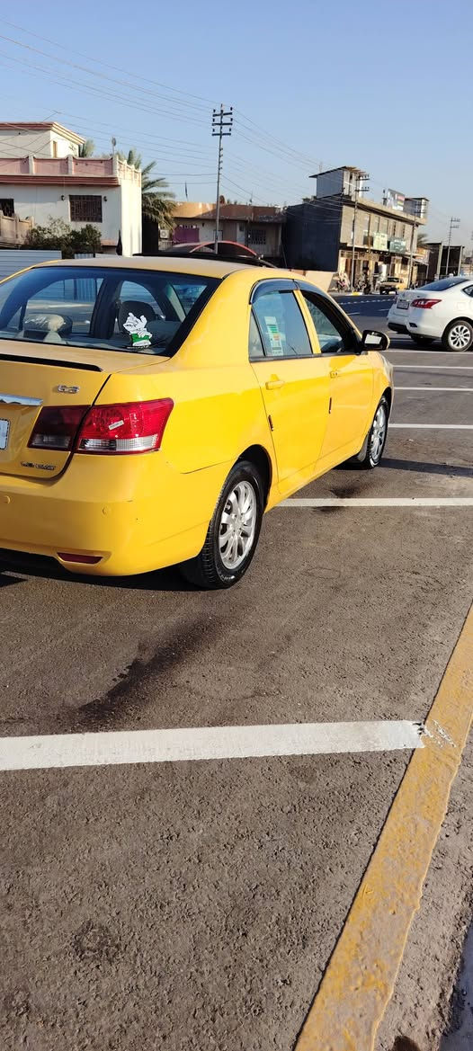 بي وايدي  جي ثري ٢٠١٣ محرك  كير  توماتيك   مكفول تبريد

*********** 

شغال  بيها صفحه جملغ او باب صدر  السعر ٥٠  بيها مجال
