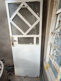 باب • ثقيل جدا • ١٩٤×٧٤