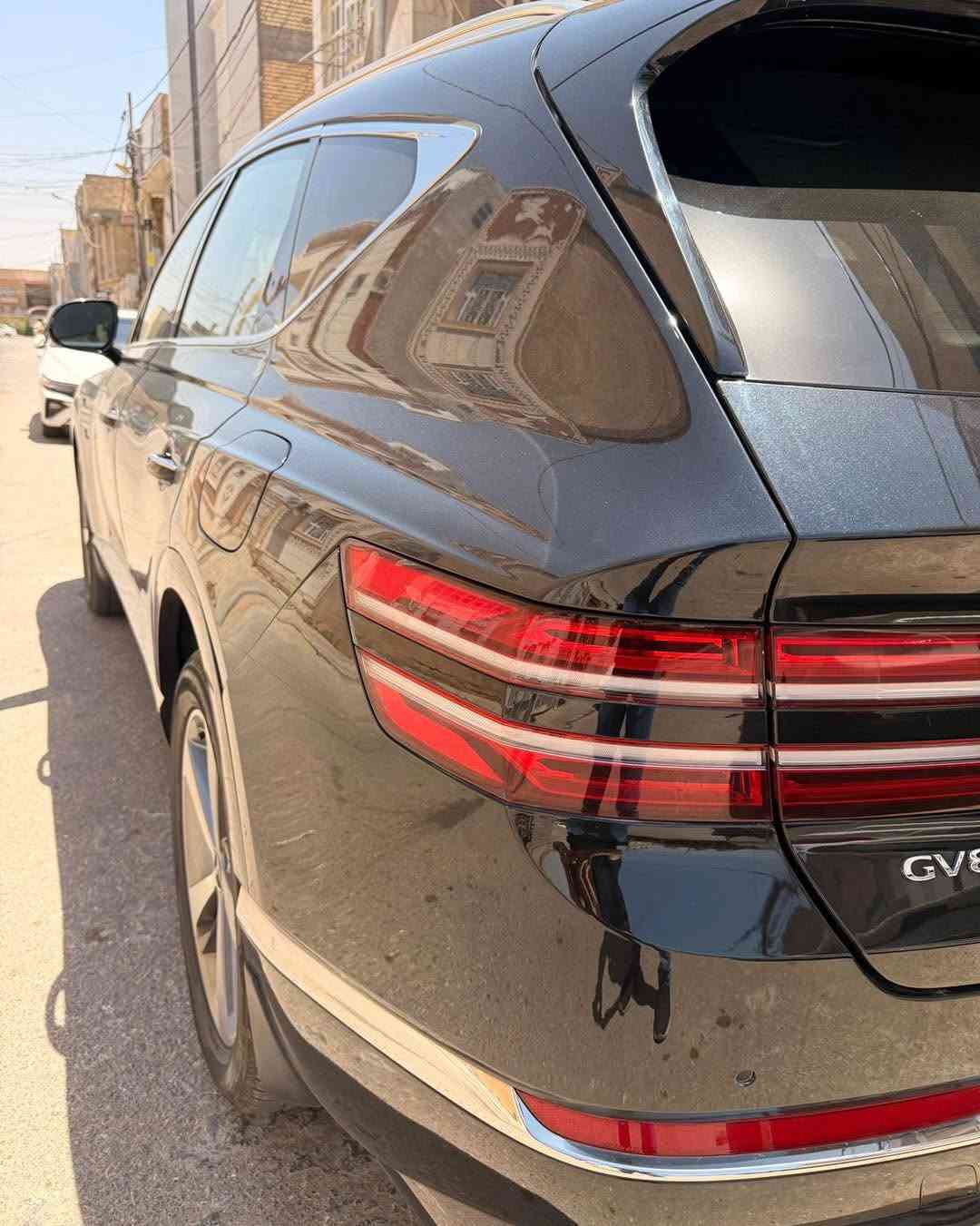 اعلى وارقى شي هونداي جينيسس GV80 
موديل 2023 ماشي 40 الف 
اخوان السيارة جديدة وسعرها مناسب  جدا

السيارة تجي 4 سلندر تيربو 
فول مواصفات فتحة بانوراما ✅

المقاعد تدفئة تبريد جلد 
الستيرن تدفئة 
فول كامرات 360 درجة
السيارة بيها هواي مواصفات معروفة بالجينيسس
الحادث/ السيارة بلا ايرباك 
البچم كبس غير متضرر نهائياً

الحادث جانبي بيبان 2 وتم تبديلهم بقطع 
اصلية حتى بالفحص ميطلع بيهن ضرر وجاملغ مصبوغ فقط 

السيارة حرة وجديدة ومتحتاج كلشي

السعر 🟧 سوي تعليق تصلك رسالة

او الواتساب ***********
