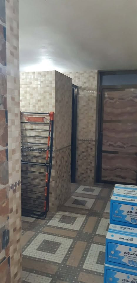 السلام عليكم
دار للبيع طابقين مساحة ٢٢٠
الموقع البدع على شارع حله بغداد قرب ملعب البدع مقابيل
الخباطة المركزية
يتكون من اربع غرف نوم واستقبال وصاله ومجمع صحيات
خارجيه وداخليه
***********
