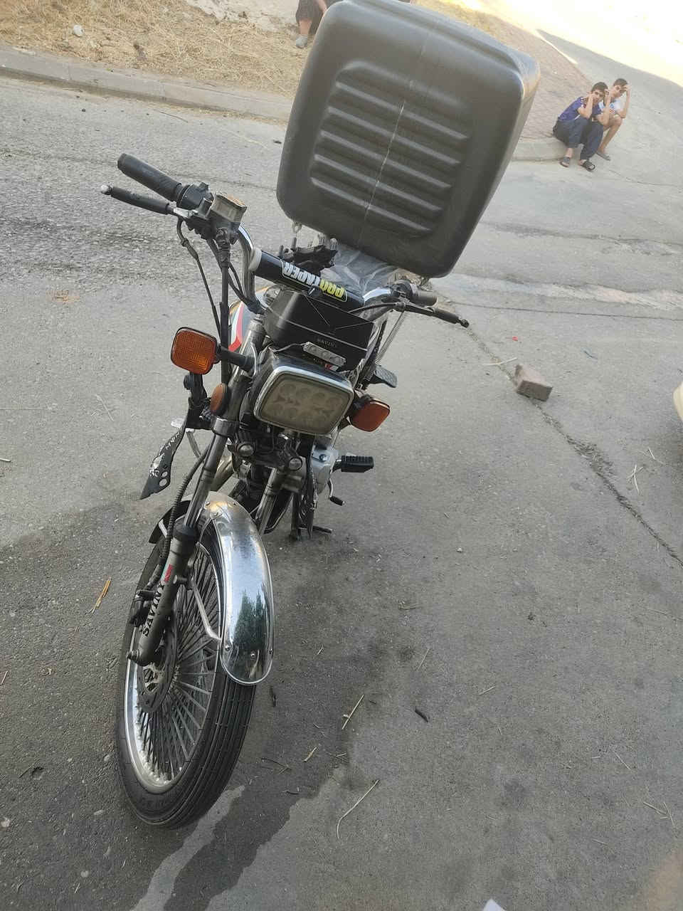بەناوی خوای گەورە ئەم ماتۆڕە بۆ ڤرۆشتن جۆری ساڤینی مۆدیل  ٢٠٢٤  بەس ماشەڵلەی ئەویت کامل گیانی ئیش ئەکات ماتۆڕەکە هەتا بڵی تنو تۆڵە  سعری ٥٠٠ هەزارو معەمەلەیەکی برایانە  ناونیشان سلیمانی ***********

