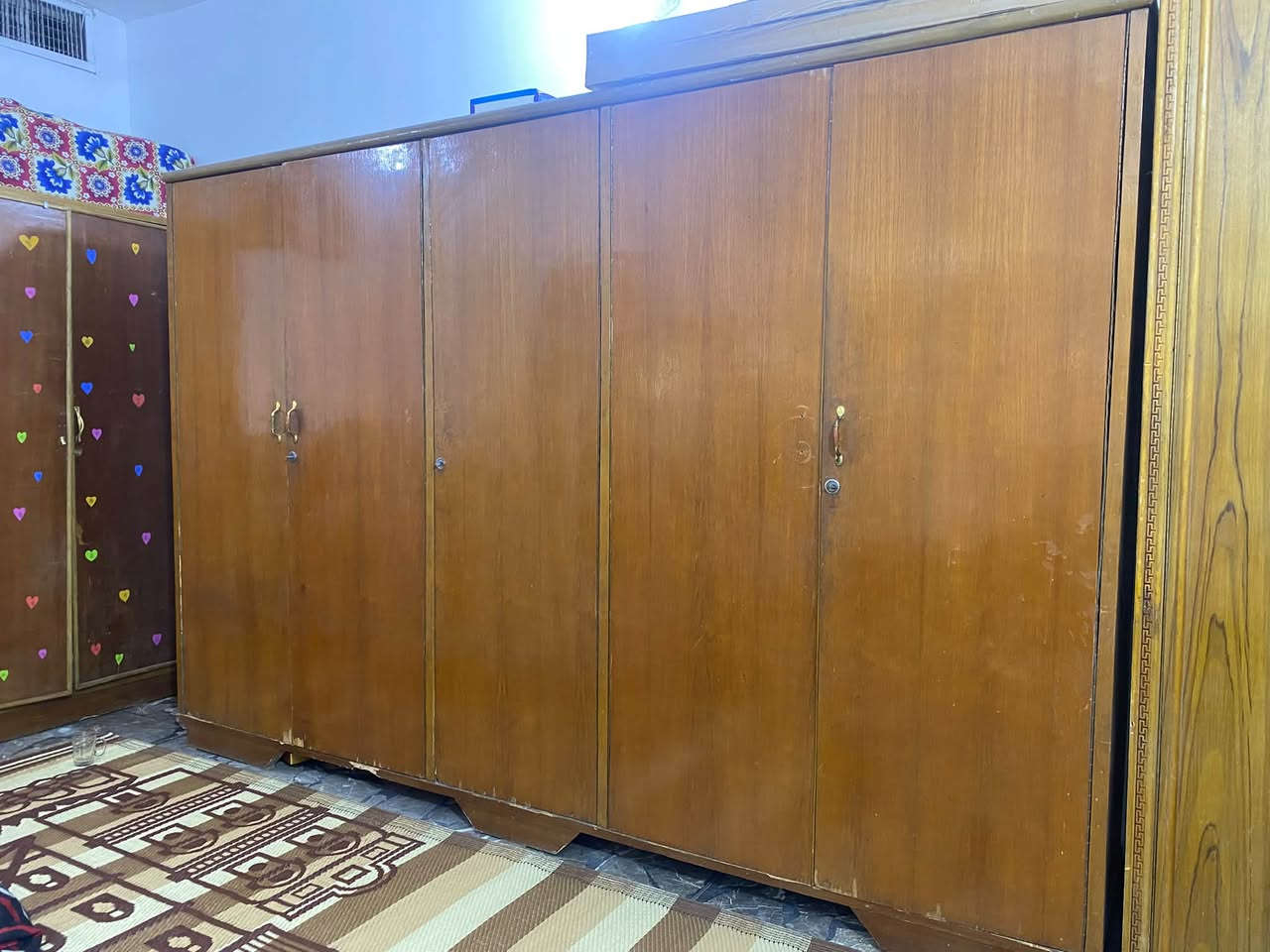 للبيع كنتور صاج اصلي عراقي المكان غزاليه ***********@
