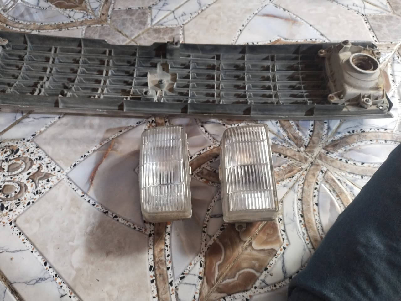 سلام عليكم عندي شباك سيدان كصيف ناصريه وبلاجكتورات ناصريه فداء***********
