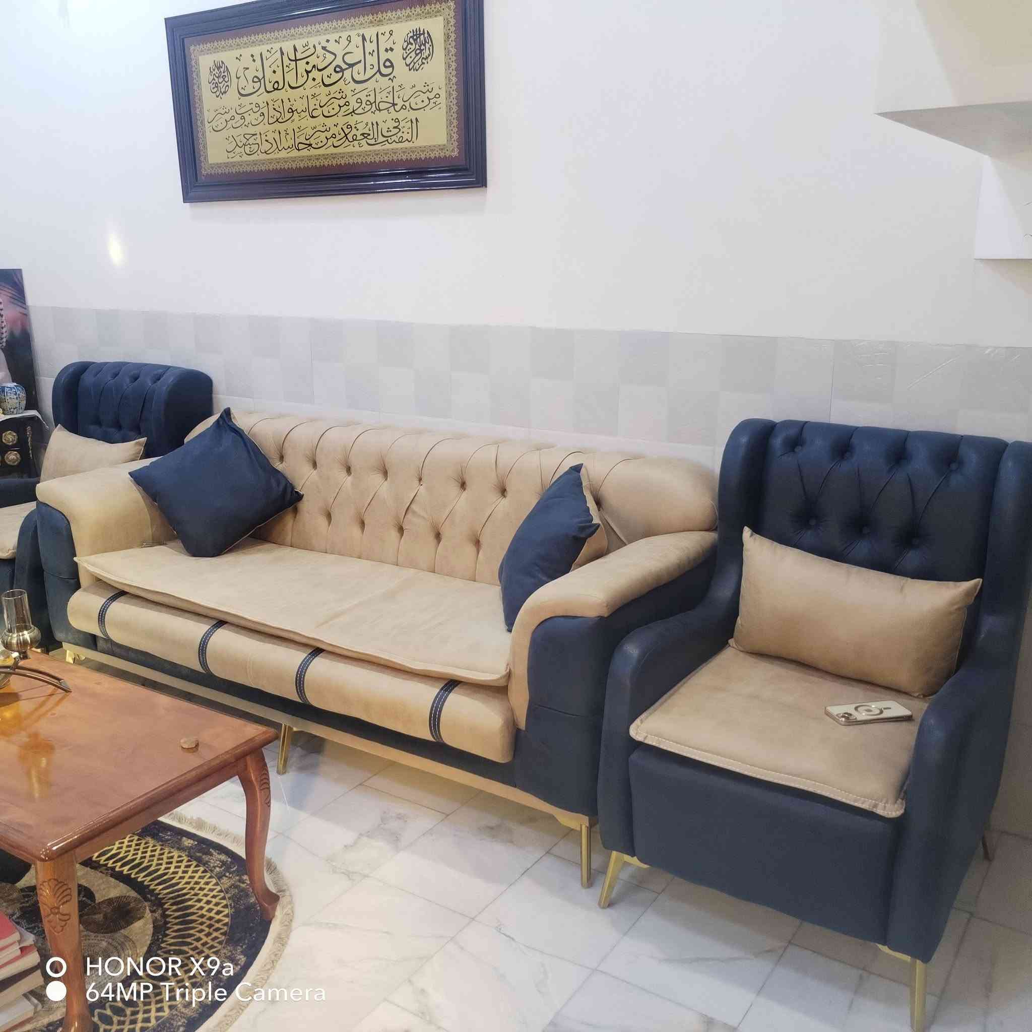 تخم عشر مقاعد للبيع
تفصال درجه اولى استخدام قليل جدآ النضافه ١٠٠٪
السعر ٧٠٠ وبي مجال المكان بغداد
للتواصل ***********
