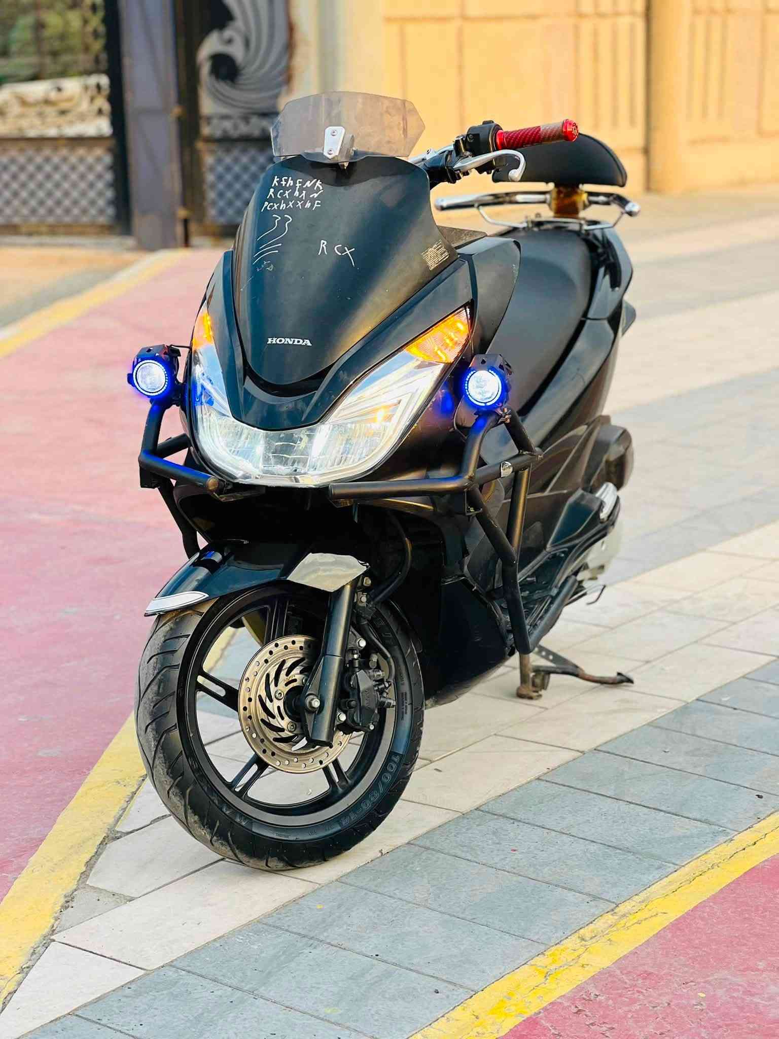 هوندا PCX • ١٥٠ • كفالة عامه