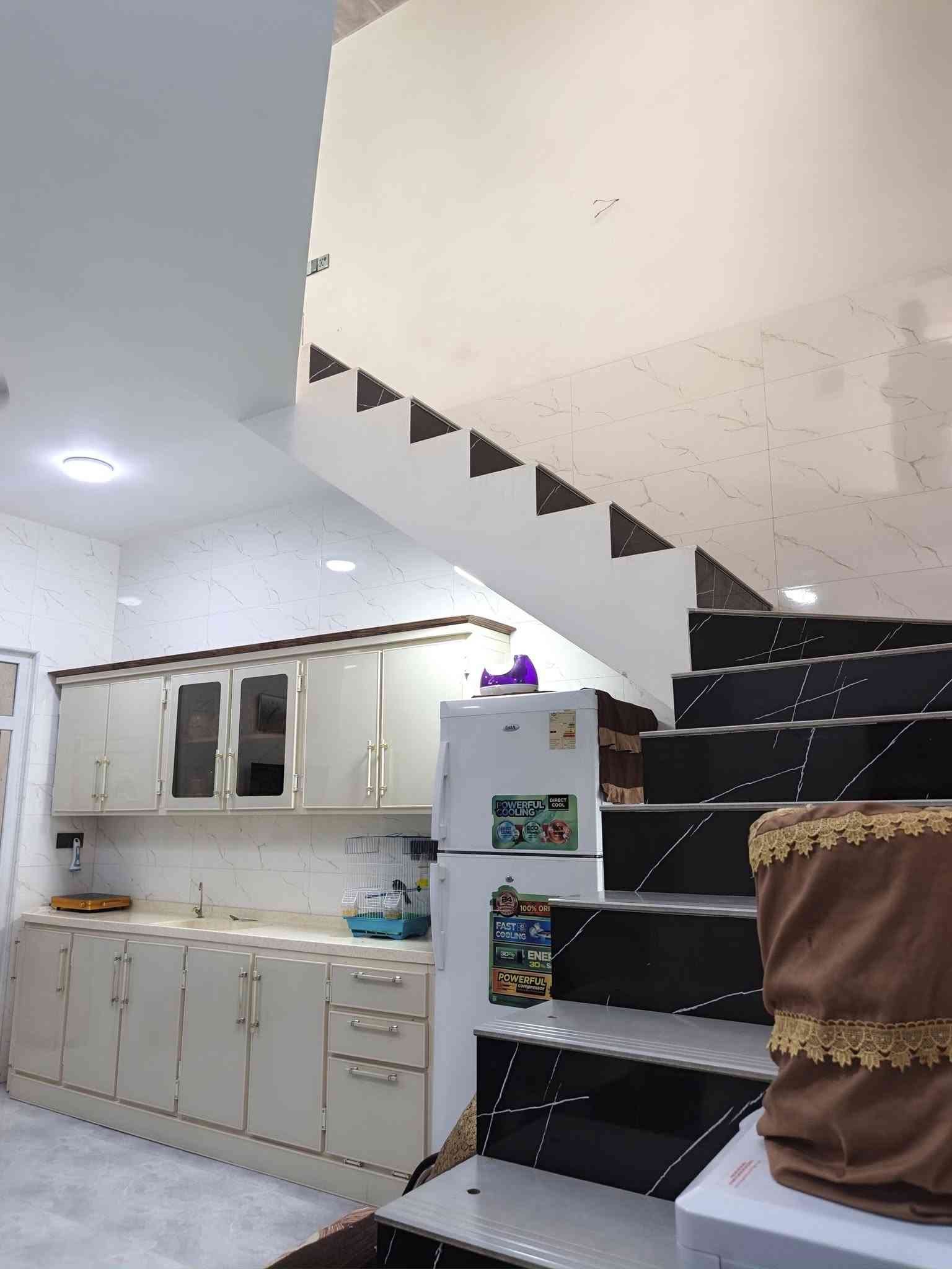 دار للبيع مساحة ١٠٠ متر ثنين غرف نوم صاله مطبخ وستقبال طابق اونص
بناء درجة اولى السعرمعه الاثاث٨٠ مليون بدون اثاث٧٠ مليون العنوان كوفه علوة الفحل قرب الفلل الاستفسار على رقم مكتب الاسدي
***********/***********
