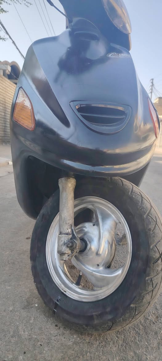 فراشه نثيه ب300 الف وبيها مجال بسيط مفتوحه مبدل بوشه وبستم اول مره دراجه كلش حلوه كهربائيات كامله اي نقص مابيها سلف هندر
شراي اتصل مامتواجد على الفيس 
***********.
العنوان النجف حي العسكري كبل مقابل اسواق بركات الزهراء للجمله.
