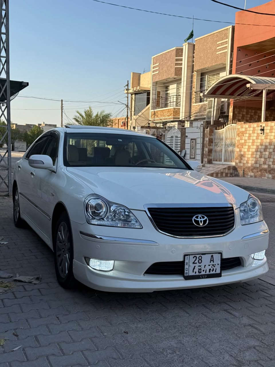 سلام عليكم 

ماجستا 2005 فول 
رقم نجف انكليزي قرار 102 مداور ثاني يوم 
مشط ستيرن وABS شغل فاضل عيدان 
السياره كله مشتغليها فقط الدشبول باقي شغل الامارات
حجرات السياره البلادية موجودة 
حتى يدات الاشاره والماسحات محوليهن 

فتحة سقف 
اشاير بالمري 
مري شفط 
جنطة شفط 
5 بصمات 
ترحيب 
لايت متحرك 
ستيرن كهرباء
كشنات كهرباء 
كشنات ميموري
فول تحكم ستيرن 
تبريد قطعتين ثلج 
وبيه بيه هواي مواصفات 

مكان السياره النجف 
⭕️⭕️⭕️⭕️⭕️ سعر السياره 160 وبيه مجال 

*********** النجف, العراق
