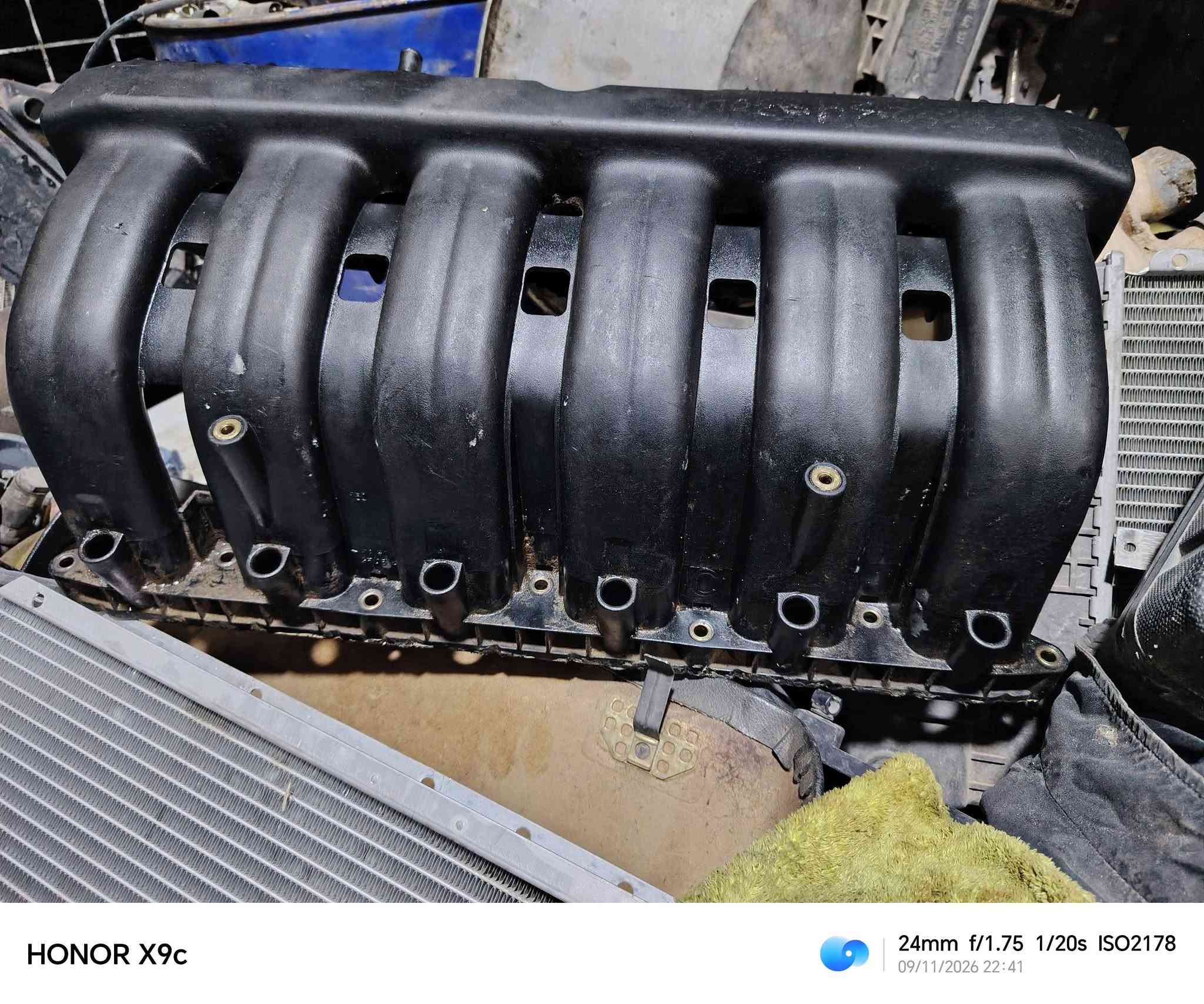 سڵاو سوپاس بۆ وەرگرتنی پۆستەکەم
تایەو ویل هۆکی 500.700 هەیە   تاقم پێش دەبڵ لەوی
سەرەدەبڵ
تەلەفۆن قاعیدەی تەلەفۆن گاعی بەرگی دوگمەی سڵاید  پەردە عەلامات  عەنواع شێوە کەپی سەماعە کەپی موشەبەک
بەرگەدەرگا تاقم کوشن
وە ئەشیای تریش چیتان ویست لەخزمەتتانام
ناونیشان. ..سلێمانی ابراهیم احمد بەرامبەر مزگەوتی بەرکێو
***********
***********

نص مكتوب في الصور:
- HONOR X9c 48mm f/4 1/25s ISO538 09/23/2026 00:00
- HONOR X9c 24mm f/1.75 1/20s ISO1278 09/21/2026 21:47
- HONOR X9c 24mm f/1.75 1/17s ISO3531 09/21/2026 21:53
- HONOR X9c 24mm f/1.75 1/33s ISO359 09/19/2026 14:42
- HONOR X9c
- 24mm f/1.75 1/25s ISO753
- 09/19/2026 13:10
- HONOR X9c 24mm f/1.75 1/25s ISO1441 09/19/2026 13:06
- HONOR X9c 24mm f/1.75 1/25s ISO1575 09/13/2026 21:31
- HONOR X9c 24mm f/1.75 1/17s ISO7488 09/11/2026 22:34
- HONOR X9c 24mm f/1.75 1/20s ISO2178 09/11/2026 22:41