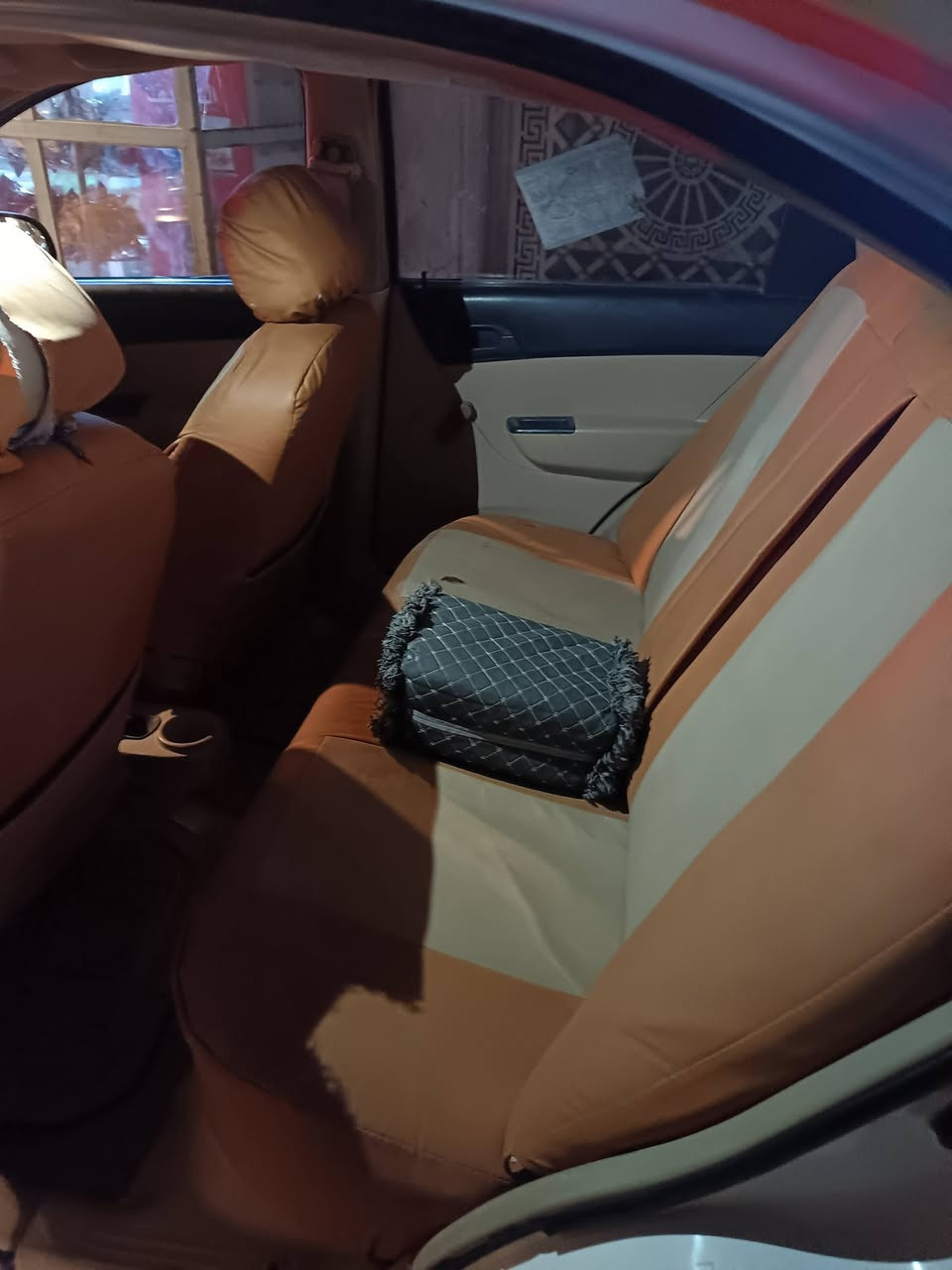 افيو مديل ٢٠١٠ وارد أمريكي مصبوغه عام محرك ١٦٠٠ مسكر اوتوماتيك رقم انكليزي بسمي قطعتين سياره جاهزه كلش حلوه احلئ من الصور تعال وكلب السعر ٤٨ وبيهه مجال  المكان نجف حي ميسان الرقم ***********
