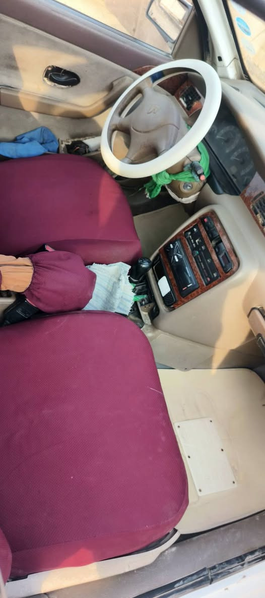 سمند • ٢٠١٢ • باب مضروب