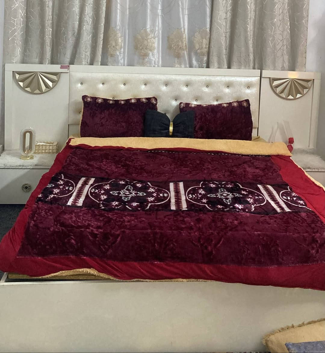 غرفه نوم • للبيع • بيه مجال