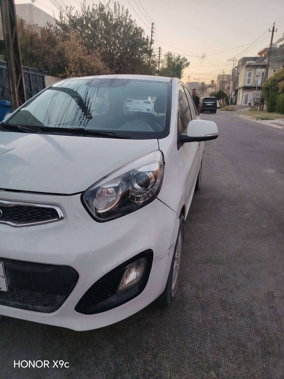 بيكانتو للبيع موديل ٢٠١٤ خليجي محرك ١٤٠٠ بيها تبديل بنيد و جاملغ و بارد السعر ٧٢ ورقة المكان العامرية للاتصال على رقم ***********
