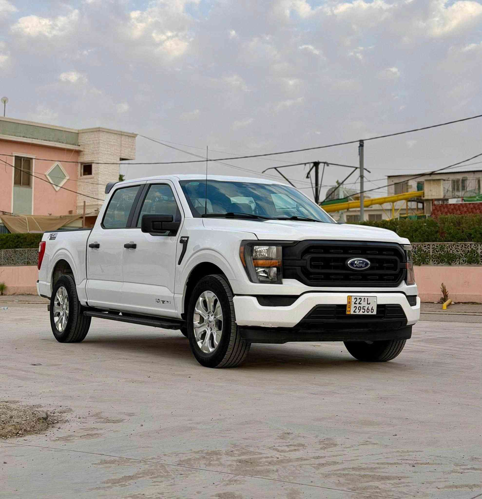 السعر السياره :٢٥٥$ورقه وبيهه مجال
فورد F-150-Ford
موديل. 2023
ماشية. 63 الف 
محرك. 8 سلندر
تو ويل. 2*4
باب طويل بدي قصير المرغوب
جاملغ صبغ مكانين تعديل بارد 
بدون ارباك بدون دواخل. 
 رقم شاصي بالمنشور
رقم اربيل. فحص هزه سنويه كلشي جديد
***********/***********
