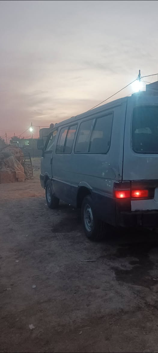 السلام عليكم  كيا بستا 94
رقم بغداد الماني سنويه نافذه ب23  

مكينه مكفوله تجفيت عام اصلي  

بم نوزل كور  كلن جديد  كير اكسن جدد 

حداديه باتري جديد دينمه سلف  كهربائيات 

شواصي 4 شركه لا فطر ولا خياس 

كاعيه وغرفه وكشنات جدد سياره جاهزه 

اتعهدلك سرقه وعشاير   سعر 22 وبيها مجال 

مكاني بابل  ***********
