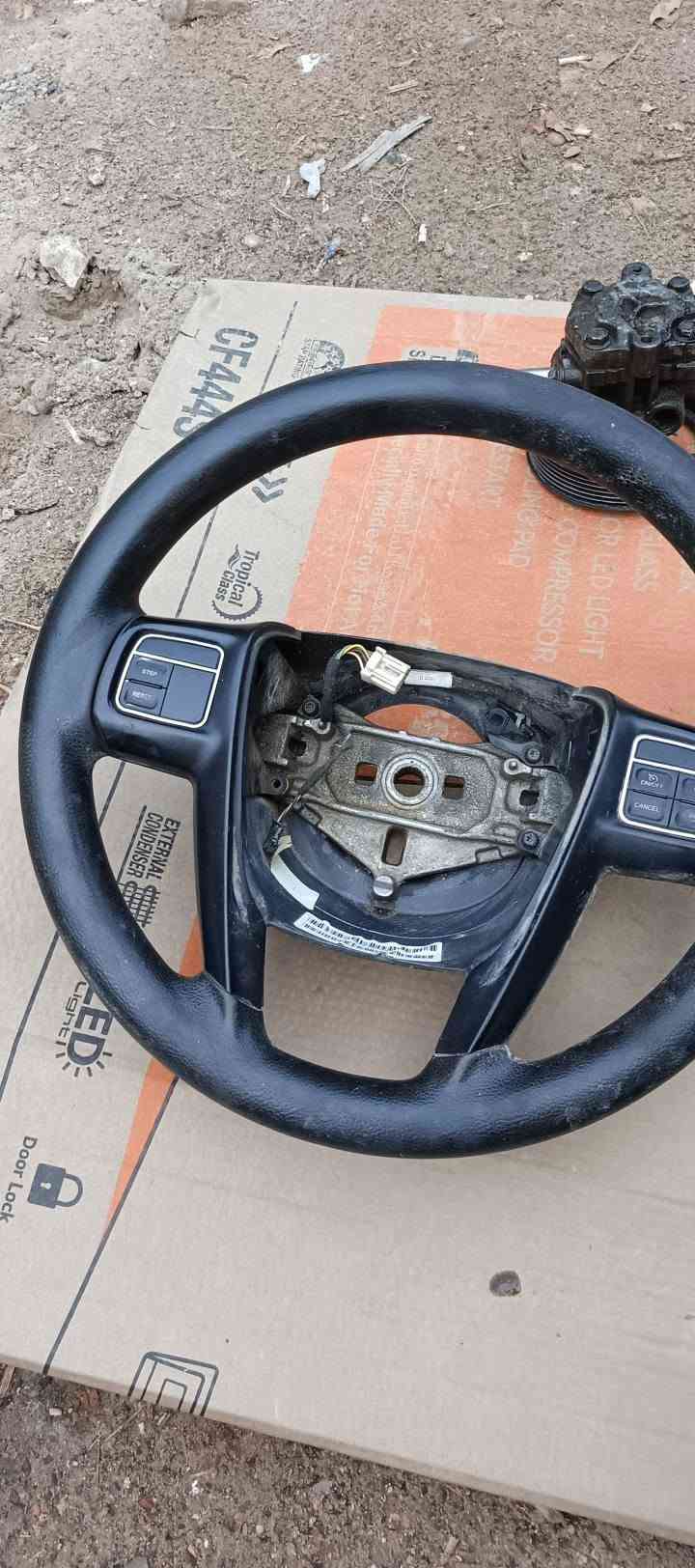 قطع غيار سي ٢٠٠ • ٢٠١٤ • شرط الشغل
