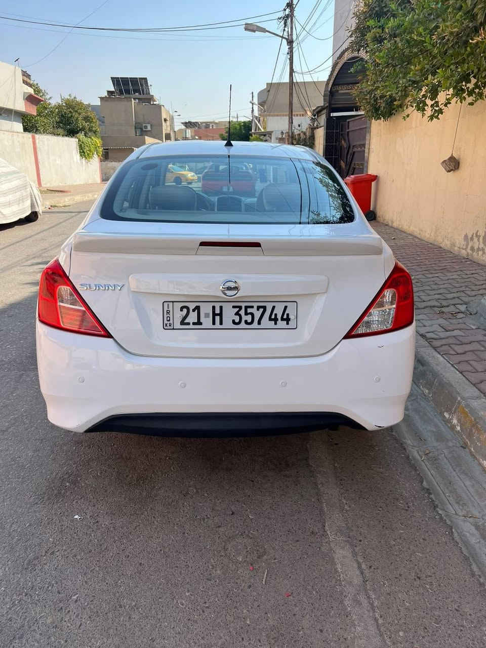 نيسان صني ٢٠٢٢ هندي خليجي بيهه جامرلق خلف السائق صبغ بدون دواخل سنوية ورقم وهزة وبراد جديد ماشية ٦٨ الف كيلو بيهه يطاق بانزين السعر ١١٠ ورقة للاستفسار اتصل *********** كركوك كركوك, العراق
