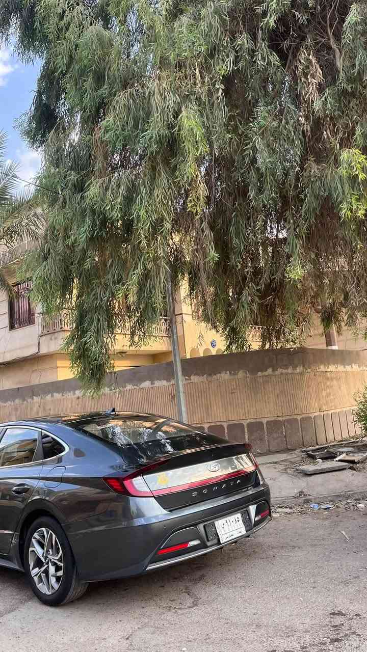 السلام عليكم من رخصة الادمن
اخوان الي ميشتري لا يدخلي السيارة كلش عزيزه عليه ومتوازي على بيعتها 
سوناتا لون نفطي غاز بلادي بدون بانزين وارد كوريا السياره مسجله باسمي ماعليها غرامات ماشيه220الف كيلو السياره نضيفه بيها الدوسه الي جوه الباب الي وره السايق معدله بارد جاملغ امامي بي بارد وتكحيل دعاميه مبدلة والجاملغ الثاني بي بس تكحيل فقط يعني البنيد مبدل ومصبوغ  فول مواصفات ماعده الفتحة
دكم بيانو
مرايات شفط والبنص كهرباء 
هاند بريك كهرباء
اوتو هولد
كير دكم
كشنات جلد
وبعد هواي موصفات السوناتا مينعدن ومعروفه 
اضاءة دشبول ملونه تكدر تغيرها
توقف ذاتي للورة
سياره مسويلها إدامة كامله قبل اسبوع
تاخذها راسك بارد صيف شته وتفيد كلش سواق التكسي 
بس دير دهن وغاز وهذا هوه وغاز يعني ماكو اي دوانز ابدددددددددد ومكينه تصير ناعمة مو مثل البانزين
محركها 2.0LPI تفويلة كامله ب 15تكتل روحها وتوديك لدهوك ويبقه بيها نص او جوه النص 
سعرها نارر ب165وبيها مجال 
وشرط السونار والفحص وين ما تريد!
مكانها بغداد المشتل بعد كراج بعقوبة تقاطع صيرفة المواسيم
للتواصل ***********او***********5واتساب فقط!🖤🔥.
