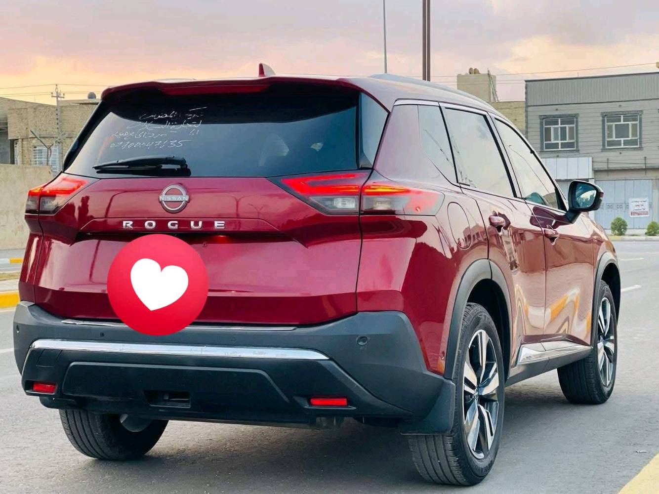 نيسان روگ بلاتينوم • دبل AWD • ٨٣٠٠٠ كم