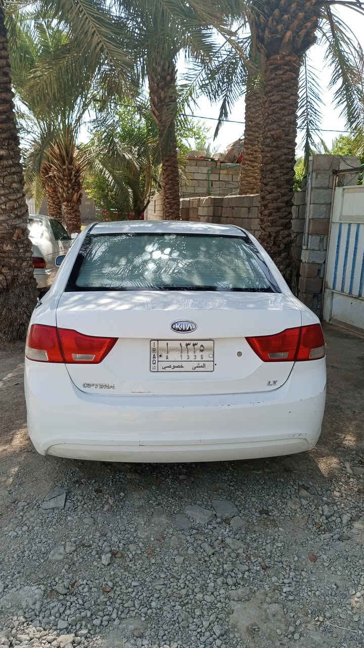 سلام عليكم
اوبتما 2009 خليجي  بسمي  رقم مثنئ  سياره مهزوزه قبل تلث تيام وجاهزه  محرك 2000سعره 103 وبيه مجال  
*********** مكان السياره الهلال
