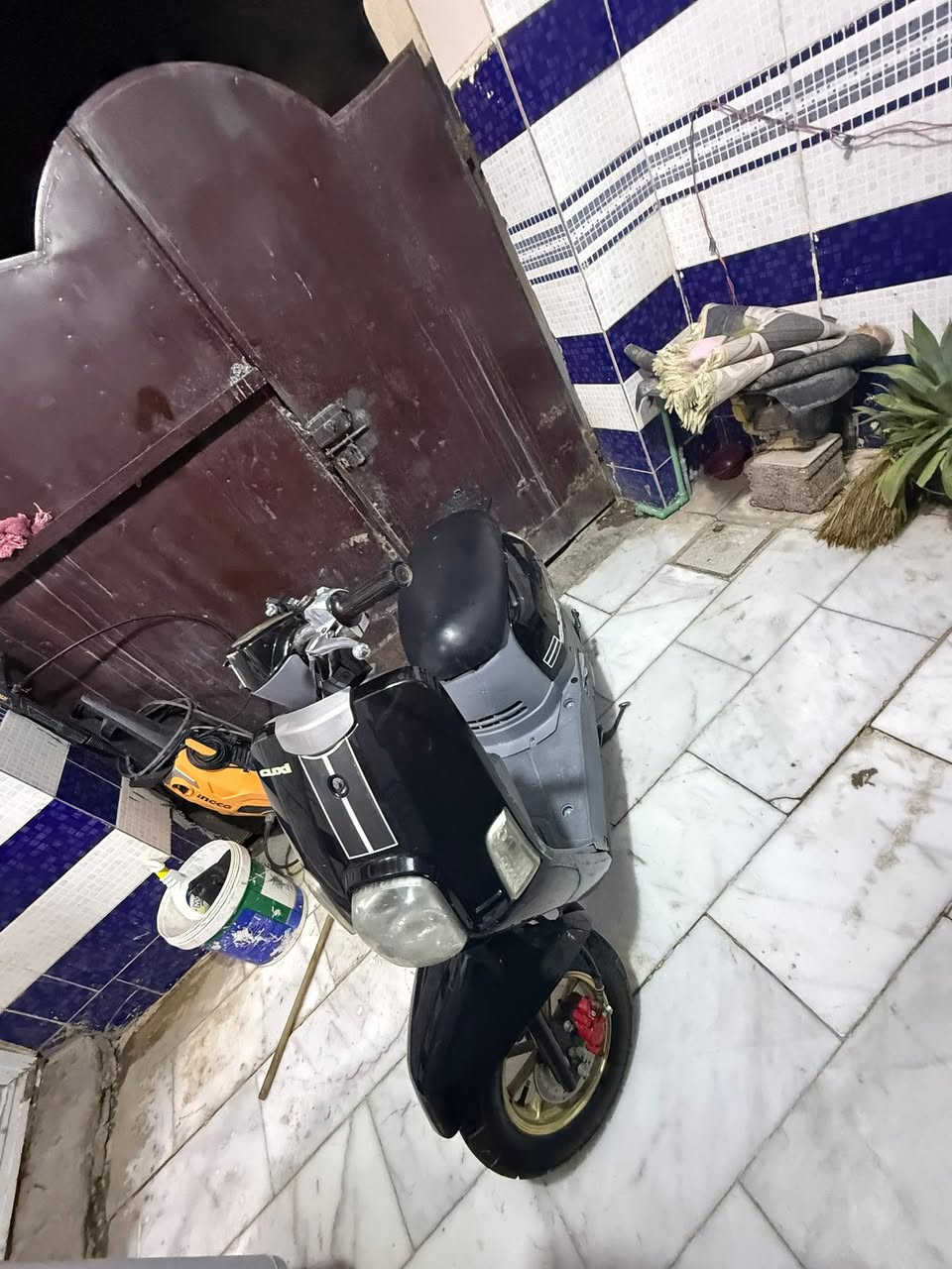 سلام عليكم دراجه ماكس بوليس دراجه مكينه بلاديه مامفتوحه دراجه نقصه بس هندر شلعه معدل ترايك وين ماتريد بيه ويل رياضي و قبق عنبار رياضي دراجه جديده مكاني تاجي سبع البور سعر550بيه مجال ***********
