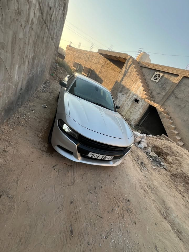 سلام عليكم جارجر ٢٠٢١ بوليسي فدرالي هيمي سياره جديده بمعنى الكلمه رقم اربيل باسمي سياره عل بلاد ماشيه ٦١ مبدل غرفه كامله هيلكات حضن كير طرح اضافه سستم سماعات الباين تخم تاير سياره جاهزه من كلشي السعر ١٥٥ وبيها مجال قليل حادثها بابين تبديل اصليات نفس الون  مكاني كربلاء ***********
