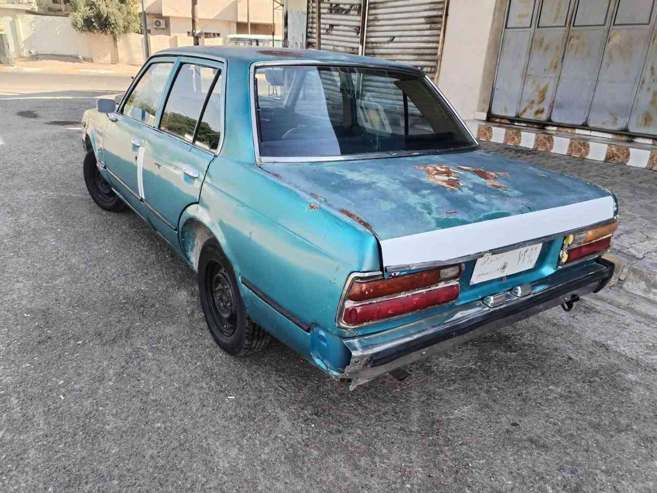 كرونه مديل1980رقم صدامه سياره باتري جديد تخم تاير جديد تبريد و تدفيه شغال محرك بي بخار ابيع صرف كير اكسل شرط سعر 10 قفل قفل لا تعبني و تعبك سيارا ما تصرف بانزين شغل و اطلع وين ما تريد الي شراي يخابرني ***********

