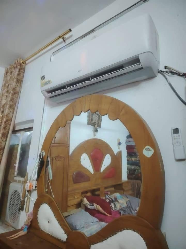 🏡✨ دار للبيع بسعر مناسب جداً ✨🏡
💰 مناسبة جداً لأصحاب الإمكانيات المحدودة
📜 زراعي – سند 25
📐 المساحة: 130م
🏠 مداور ثاني
📍 العنوان: خلف مركز الشرطة الأكاديمية – قريب من الشارع
🔥 السعر: 15 مليون فقط 🔥 غرفة وصالة ومطبخ واستقبال وحمامات 
🏢سند 25 مداور ثاني يوم 
🚨 بيع مستعجل 🚨
💙 فرصة مناسبة للسكن وبسعر مميز جداً
📞 للاستفسار والتفاصيل، مراسلة الرواسخ للعقار 🏠🔑
🏡 الرواسخ للعقار – اختياركم الأفضل 🏡
: ***********
: ***********

