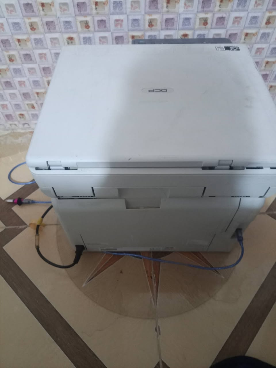 طابعة برذ ليزري ملون واي فاي موديل BROTHER DCP-L3515CDW كاملة شغالة مابيهة شي نقصهة فقط كاترجات سعر الطابعة 60 الف مع التوصيل للتواصل واتساب فقط ***********
