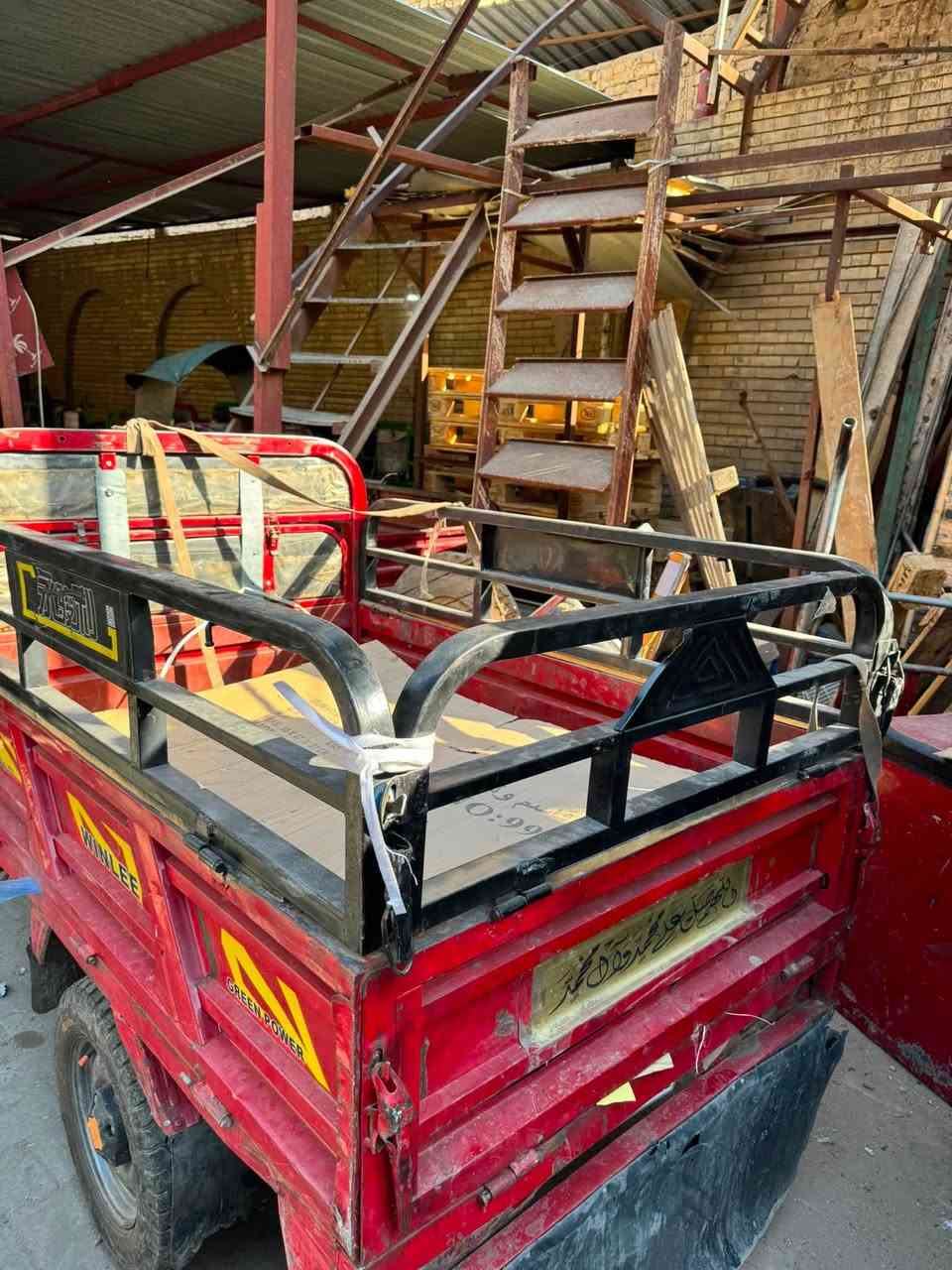 سلام عليكم
ستوته للشحن 10 باتري
تايرات جدد
بيه شغله وحده فقط الدبل طاك

سعرها 875 وبيها مجال والتصليح اني اتحمله
مكاني بلشورجه 
للاستفسار
***********
