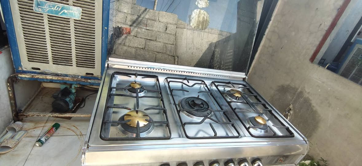 طباخ مصري مابي عيب نضيف كلش استعمال قليل الشراي يتصل ويتدلل مكاني كركوك ***********
