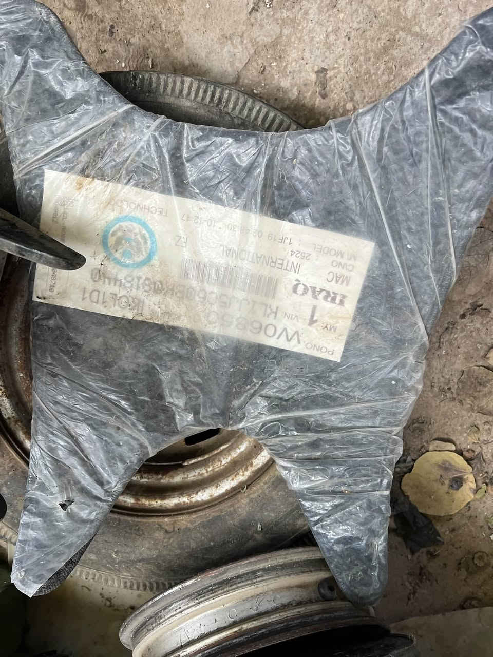 السلام عليكم غراض ماكس مكينه شغاله لادخانً  ويل خلفي نضيف صالصنه ابلاديه و اير بريك خلفي جديد وكاعيه
