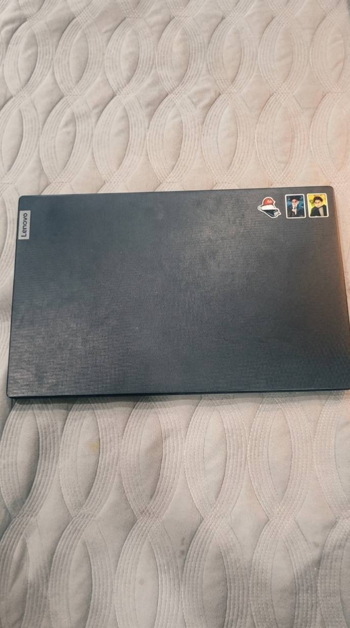 لابتوب Lenovo IdeaPad 3 بحالة ممتازة نظيف جداً للبيع

السلام عليكم، للبيع لابتوب Lenovo IdeaPad 3 (موديل 15IAU7) بحالة ممتازة جداً ونظيفة، استخدام حشمة ومجرب للعمل والتصفح والألعاب:
1- ​المعالج: Intel Core i3 (الجيل الثاني عشر 12th Gen)
2- ​الذاكرة العشوائية (RAM): 8 جيجابايت
3- ​التخزين: SSD سريع جداً بسعة 256 جيجابايت (يشتغل النظام بثواني)
4- ​الشاشة: حجم 15.6 بوصة FHD وضوح ممتاز
5- ​كرت الشاشة: Intel UHD Graphics
6- ​النظام: ويندوز 11 شغال ومحدث بشكل كامل
الملحقات:
​الشاحن الأصلي الخاص بالجهاز

ملاحظات:
​الجهاز شغال 100% وما بيه أي عطل أو مشاكل.
​البطارية بحالة جيدة جداً ويتحمل شغل ممتاز.
​السعر: [500,000] ألف دينار (وبيه مجال بسيط للشراي الجاد).
​المكان: البصرة / [شط العرب التنومة الصالحية].
​للتواصل: الاتصال أو واتساب على الرقم [***********].