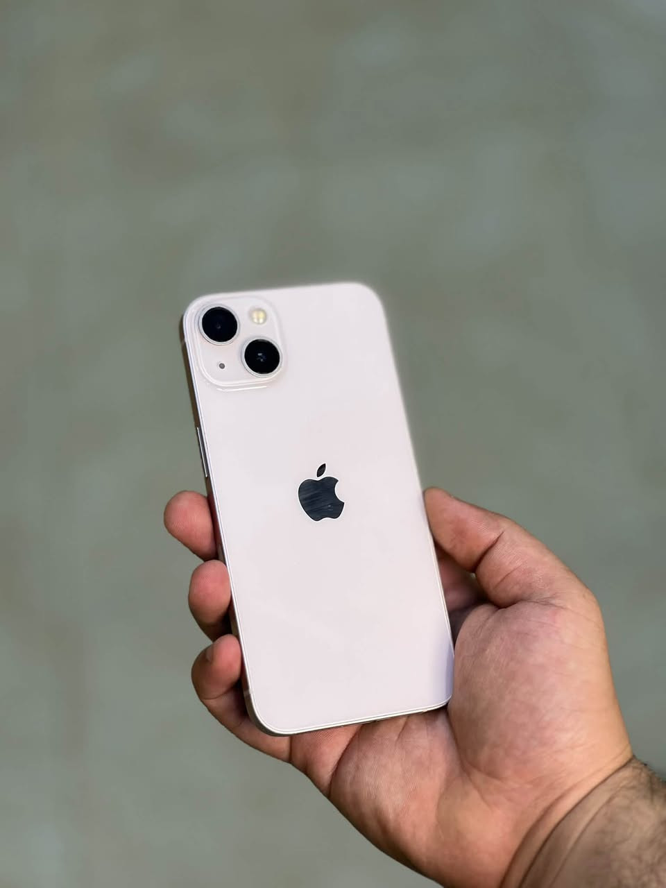 📱 iPhone 13
🌸 Light Pink | وردي فاتح
💾 128GB | ذاكرة
🔋 85% | Battery Health
✨ 95% | نظافة

📞 *********** | WhatsApp
