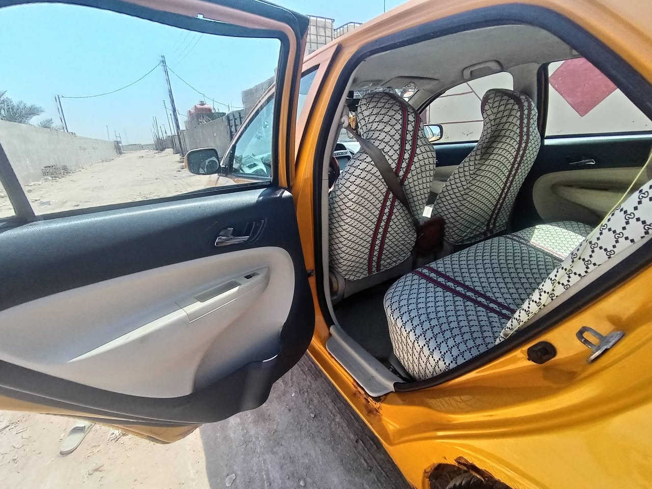 سلام عليكم اخوان جيلي مديل 16 مصفرا هيه وقرامات مكينه كورلا بيه تبخير وبكن السياراه   تبريد ثلج حداده كلش حلوا سعر 20وبيه مجال مكاني بصراه زبير رقمي ***********

