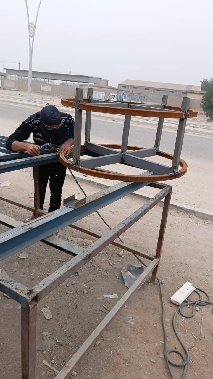 حدادة سيد عباس عمل داخل البصرة ( سقايف - سقايف كيسان - بيبان - شبابيك ) وجميع اعمال الحدادة
***********
حدادة سيد عباس عمل داخل البصرة ( سقايف - سقايف كيسان - بيبان - شبابيك ) وجميع اعمال الحدادة
