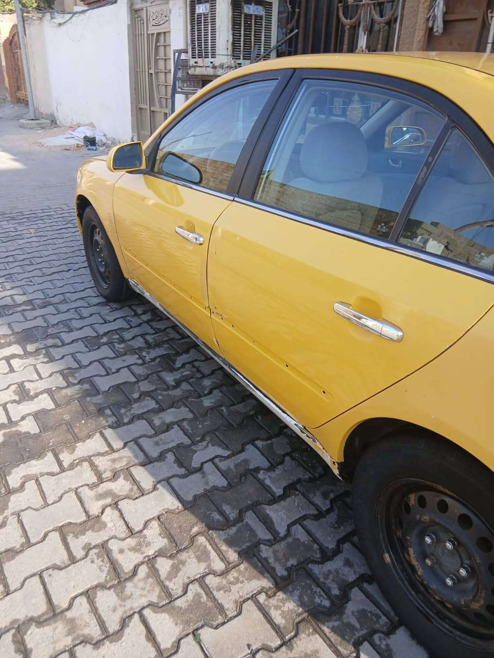 سلام عليكم سوناته موديل ٢٠٠٨رقم بغداد سنويه صاقطه عليها غرامات مكينه كير تبريد كله تمام بيها نواقص بسيطه السعر ٧٠الشراي يتصل *********** *********** مكان السياره بغداد
