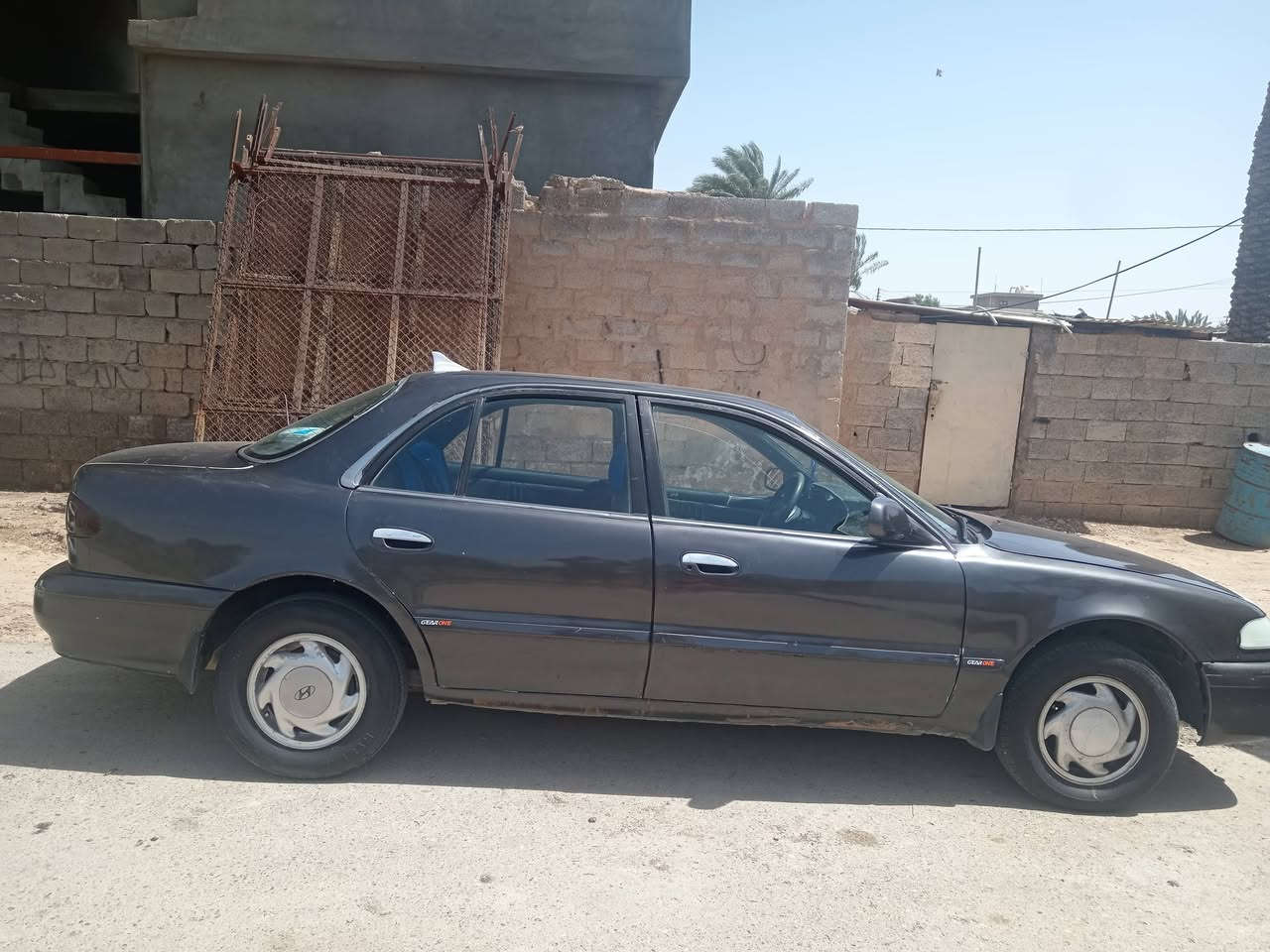 السلام عليكم ورحمة الله وبركاته
سونوتا 2 موديل 94 رقم ديالى بسمي كير اوتو محرك وكير خير من الله السياره يحتاجلها تعمير بيها معجون بلقمارة والصندوق للبيع فقط
السعر  ٣٤ وبيها مجال
العنوان محافظة ديالى ناحية كنعان شمر اسكوك
الاتصال على الرقم التالي
***********
