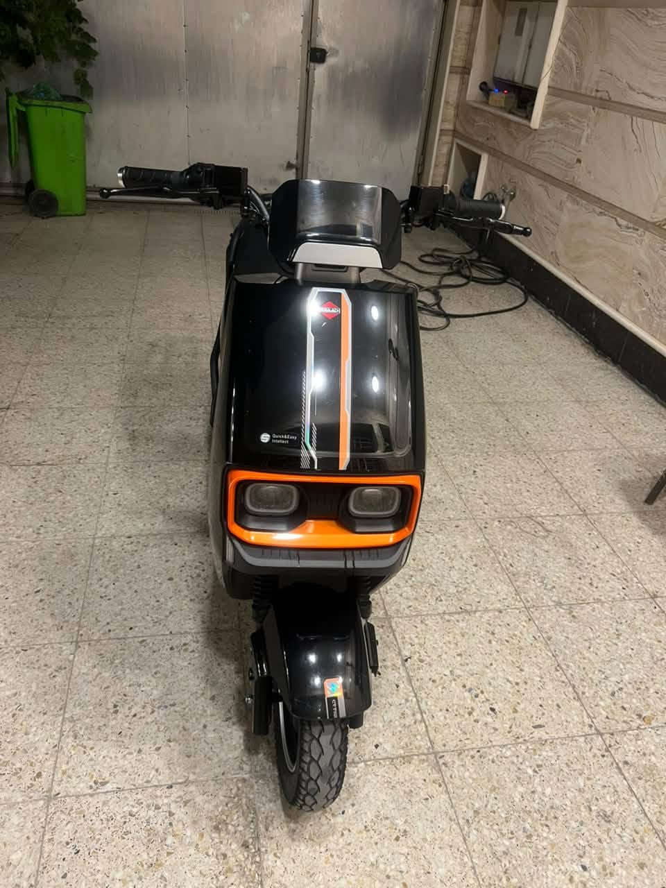 ست بطاريات • شاحن أصلي • ٤ أشهر