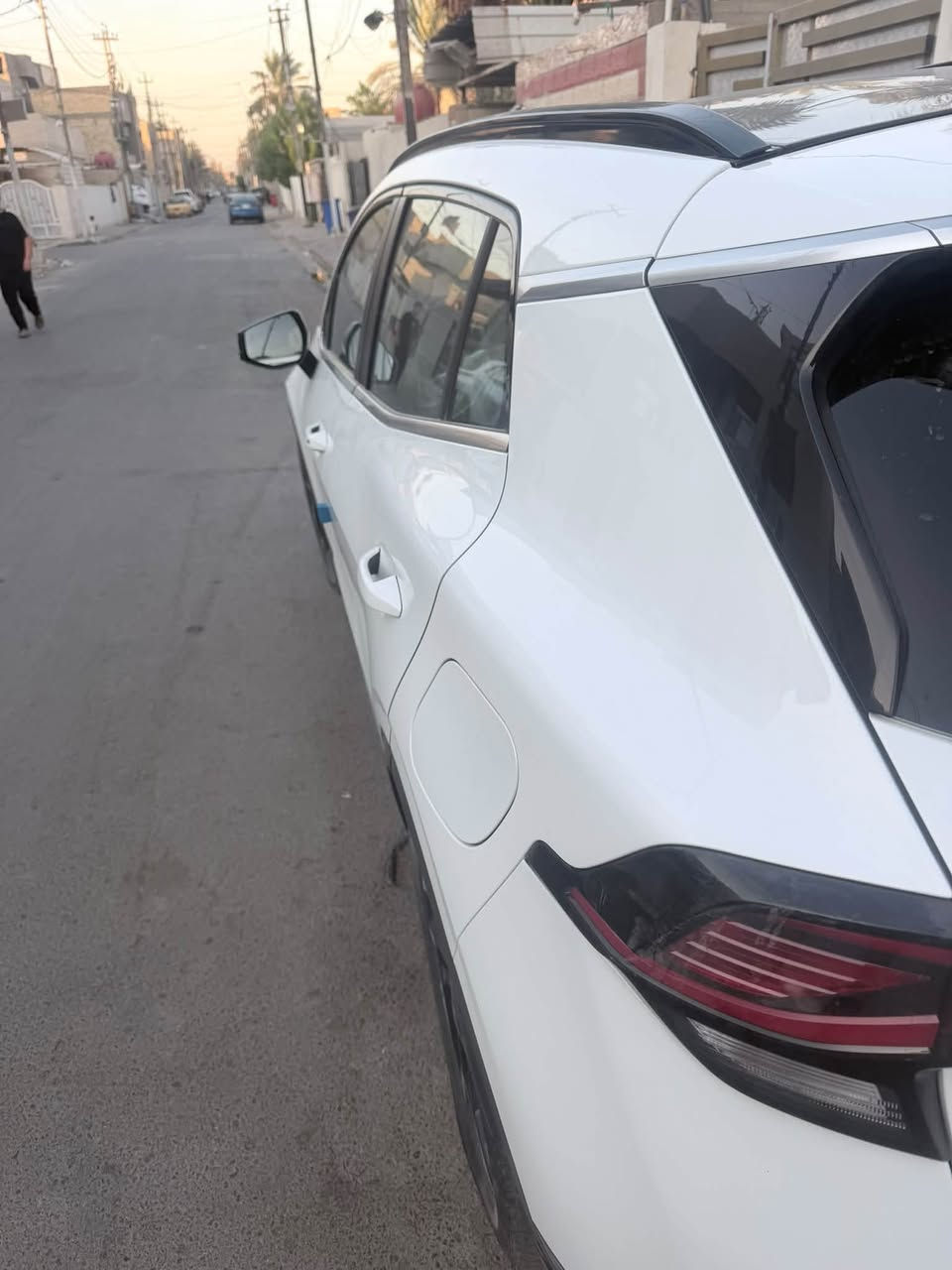 السلام عليكم
كيا سبورتج للبيع
موديل 2025 خليجي 
مكفوله ما عدا شويه بارد بالباب موضح بالصور 
ماشيه 3500 قابل للزياده 
الرقم بغداد تحويل مباشر
للاستفسار ***********
