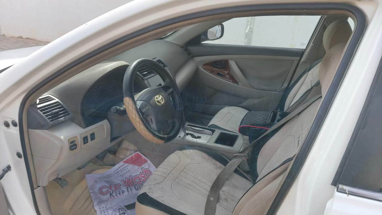 سلام عليكم سياره كامري موديل 2008 خليجي كفاله بيه مكانت صبغ أبيع  حزام العنوان كربلاء السعر ٨٣ بيه مجال حك الجيه سياره تبريد ثلج. حداديه جديده تخم تاير رقم بغداد تحويل مباشر سنويه 2028 رقم الهاف ***********
