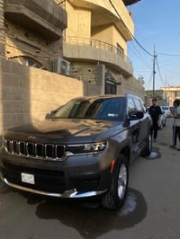 جراند شيروكي لاريدو • ٢٠٢٣ • مراوس