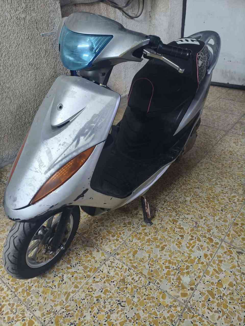 نضيفه • اوراقه • ما بيه عطل