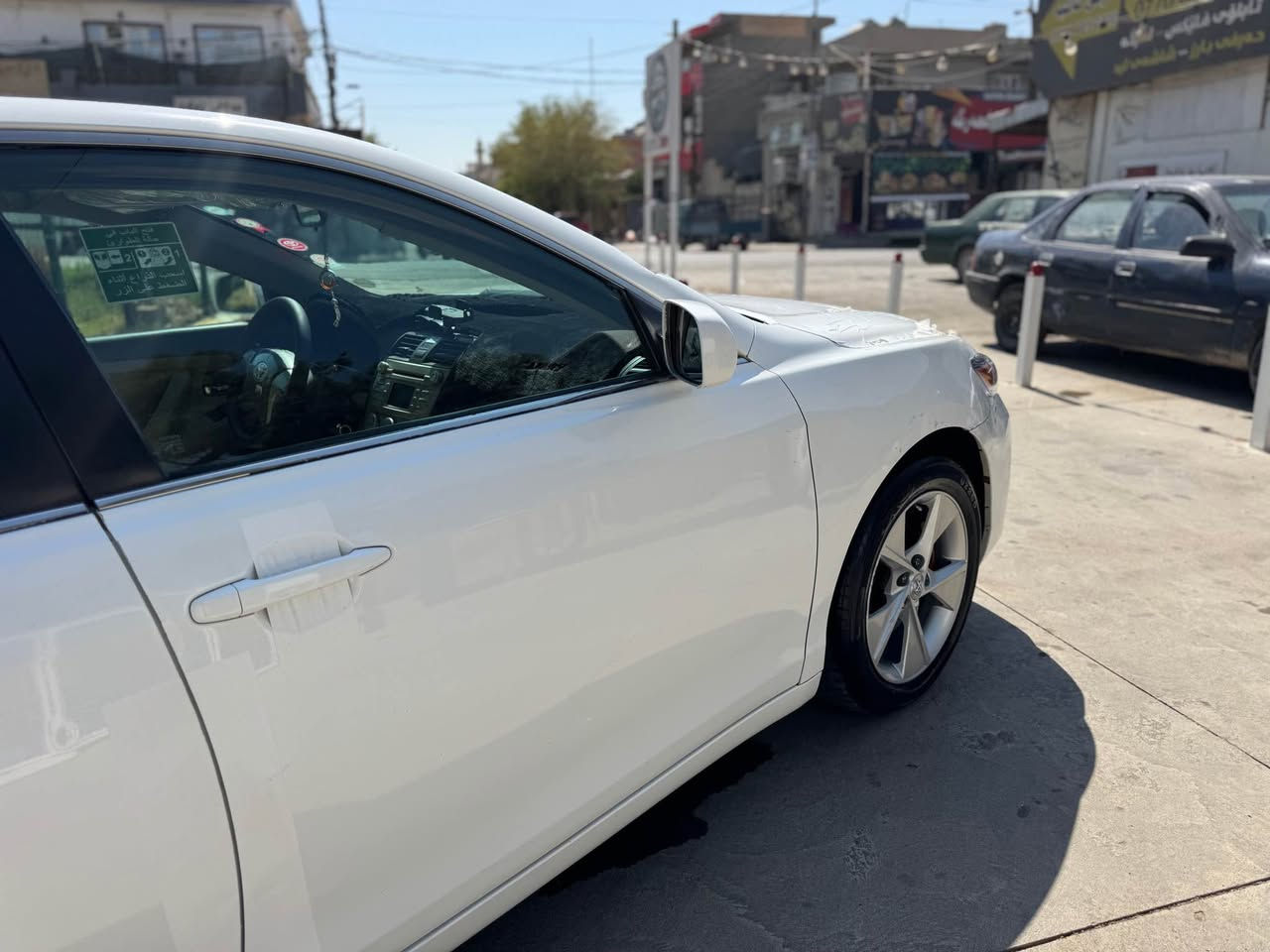 سەرەتا بە ناوی خوای گەورە و میهرەبان 
کامیری ٢٠٠٧ گێڕ و مەکینە ئەڤەلۆن بێ بۆیاخ بۆیاخی نیە🔥 کارتی بەنزینی هەیە  و سەنەوی و رەقەم تازەیە تا ٢٠٣١  و بە ناوی خۆمەوەیە پێش و دوای کراوە بە ٢٠١١ جوتێ لەیتی دیپۆی لۆکی لە سەرە زینۆنە  تەحدی سورعەیە ڤۆلیۆمە عادی و ئۆتماتیکە سەیارەکا جەیزە و بی مەسرەفە هەنیک وردە چاڵی هەیە سعری 98 و مەجالی برایانە 
***********
*********** السليمانية, العراق
