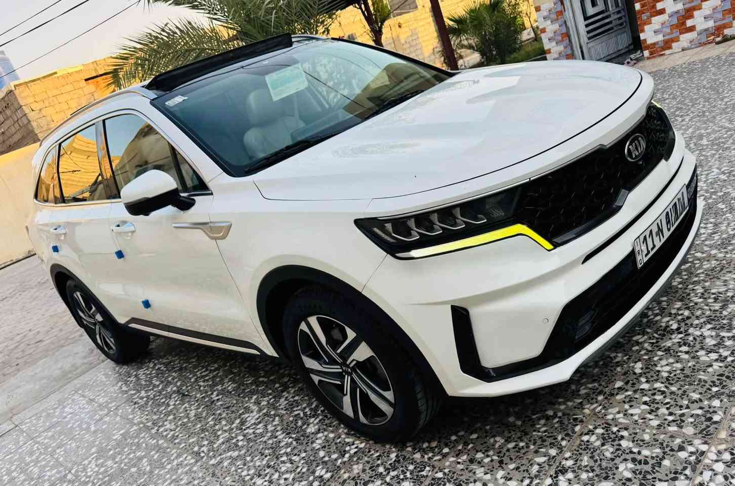السلام عليكم لاتصال *********** السعر 239 سورنتو موديل 2021 خليجي محرك 6سلندر فول مواصفات 1/1 ام الخمس كامرات اعلى فئه بالسورنتو رقم بغداد دولي بيها شبر صبغ بالجاملغ الامامي سونار مرفق محرك وكير وحداديه  وضع شركه ماشيه 119 Km مواصفات السياره بنوراما +كير ماوس شاشه ديجتال +بصمة تشغيل + أبواب جنطة كهرباء خمس كامرات 360درجه كشنات جلد وكهرباء + تدفئه وتبريد بل كشن تبريد مناخ منفصل 7 وضعيات قياده أناره داخليه متغيره خمس عدسات شاشه كبيره تدعم كاربلاي اوتو هولد توقف ذاتي سايد بريك بصمه + فورويل + ويل كب حجم 19 + برده خلفيه وبعد مواصفات السعر 239 مكان السياره كربلاء المقدسة
