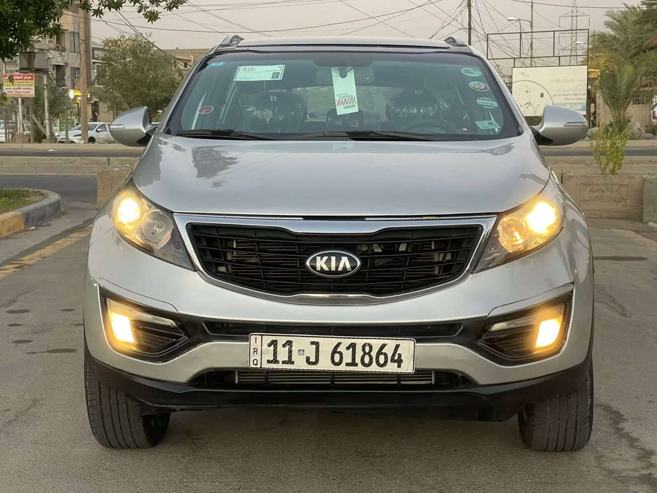 كيا سبورتج kia sportage
(السيارة فووووول مواصفات)
وارد خليجي موديل 2011 
بدون حادث ( فقط مرشوشة صبغ صفحة السايق والبنيد اثر جراد بسيط وعندي صورها قبل الصبغ)
-فتحة (بانوراما)
-اشاير بالمري
-تحكم ستيرن
-كشن كهرباء
-داخل برتقالي واسود
-كشنات جلد
-حساسات دعامية 
-كاميرا بلادية بالمراية
-شاشة تابلت
-ويل كب 
-السيارة ماشية 103 فقط
-السيارة ب اسمي (هزة جديدية وسنوية جديدة)
- السعر 110
مكاني بغداد الشعلة
متوفر واتساب واتصال
‏‭***********‬

