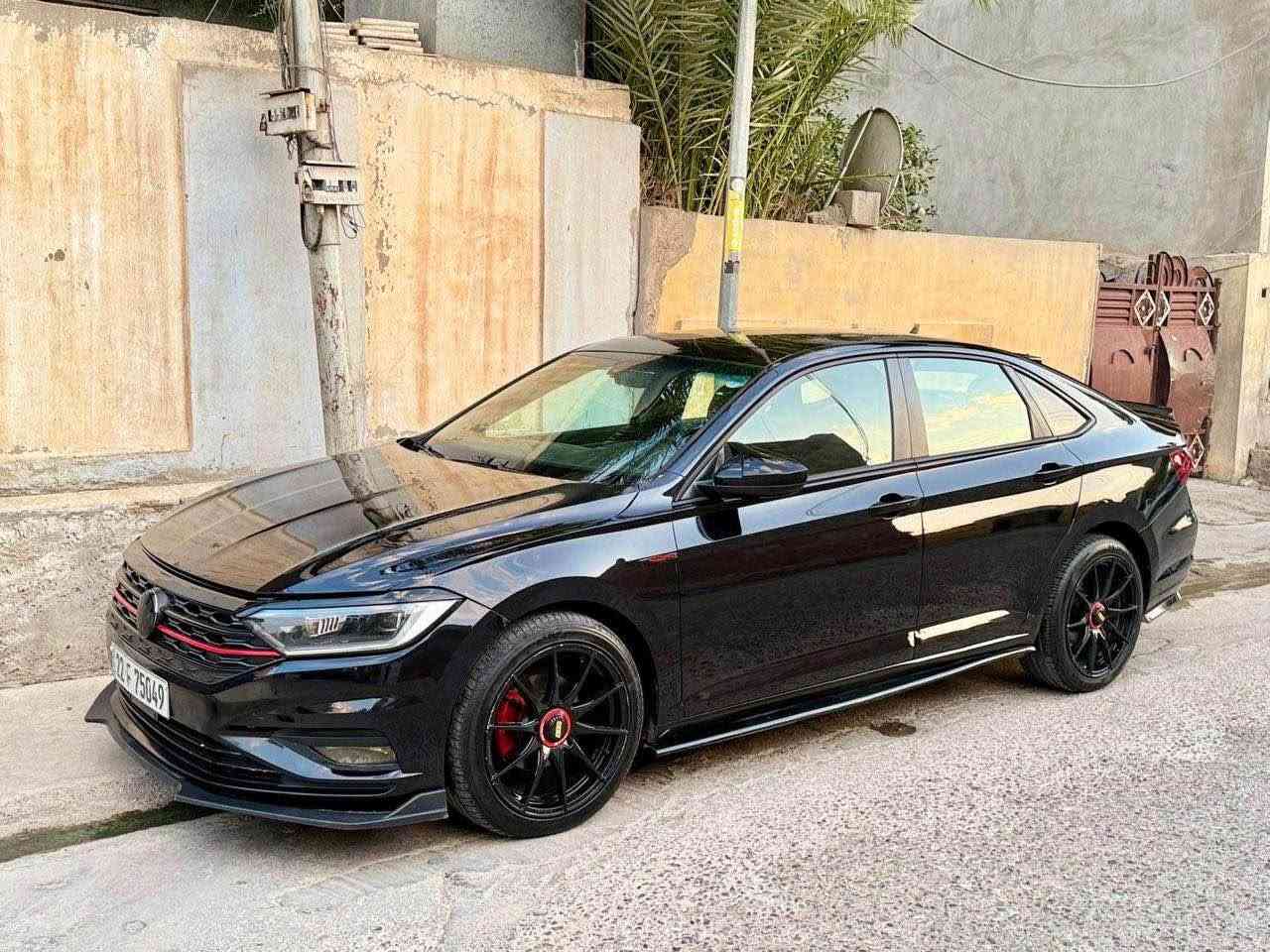 جيتا موديل 2020 مواصفات SEL
فول مواصفات
استيرن هيتر -كشنات وره وكدام هيتر- بانوراما-
ليد بلادي19 لون بلاد-لايت و بكلايت ليد -كت كامل Gli-
رادار جانبي - تبريد دبل زون محرك 14 تيربو مرغوب
كير محرك شرط ممفتوح
اربع تايرات جديد مع الوياله رقم و سنويه جديده بسمي
شرط التحويل والغرامات
ضررها 3قطع صبغ جاملخ و بونيت و باب من طرف السكن شرط الحماوه
مكان السياره كركوك
*********** سعره (131) كركوك, العراق
